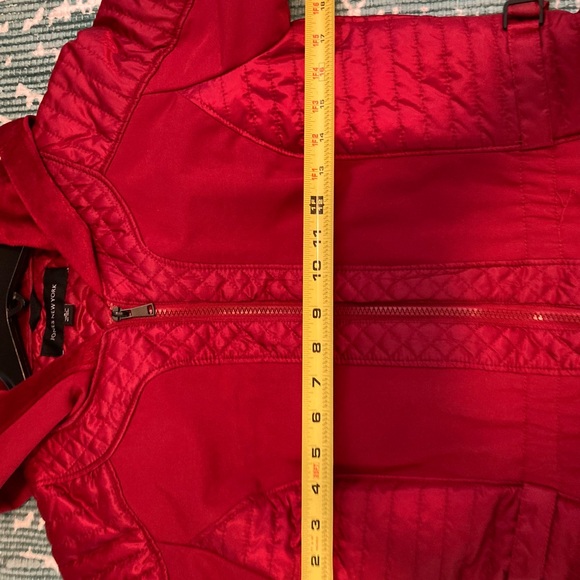 NWT-Jones New York Coat with full zipper front closure. - Picture 2 of 6